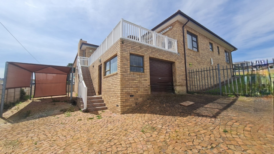 4 Bedroom Property for Sale in Dana Bay Western Cape